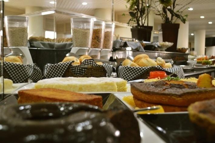 Hotel Monte Rey モンテス・クラロス エクステリア 写真